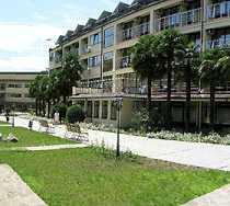 Гостиница Голден - Алушта, Красноармейская улица, 9