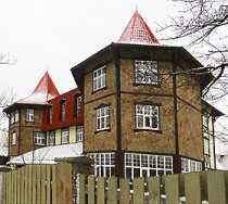 Гостиница Ближние Дубки Гостевой Дом - Санкт-Петербург, Коннолахтинский проспект, 1