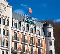 Гостиница АЗИМУТ Фристайл Роза Хутор - Эсто-Садок, Полянка набережная, 4