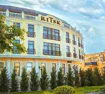 Гостиница Ритск - Евпатория, Революции улица, 42Б