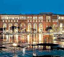 Гостиница Армения Марриотт Отель Ереван - Ереван, Республики площадь